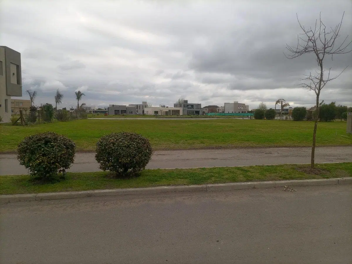 LOTE EN VENTA EN SAN VICENTE, BARRIO SAN LUCAS 4
