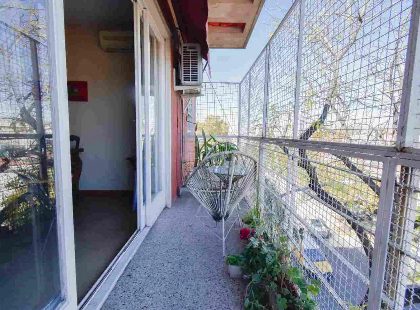 DEPARTAMENTO VENTA VERSALLES 3 AMBIENTES AL FRENTE 4