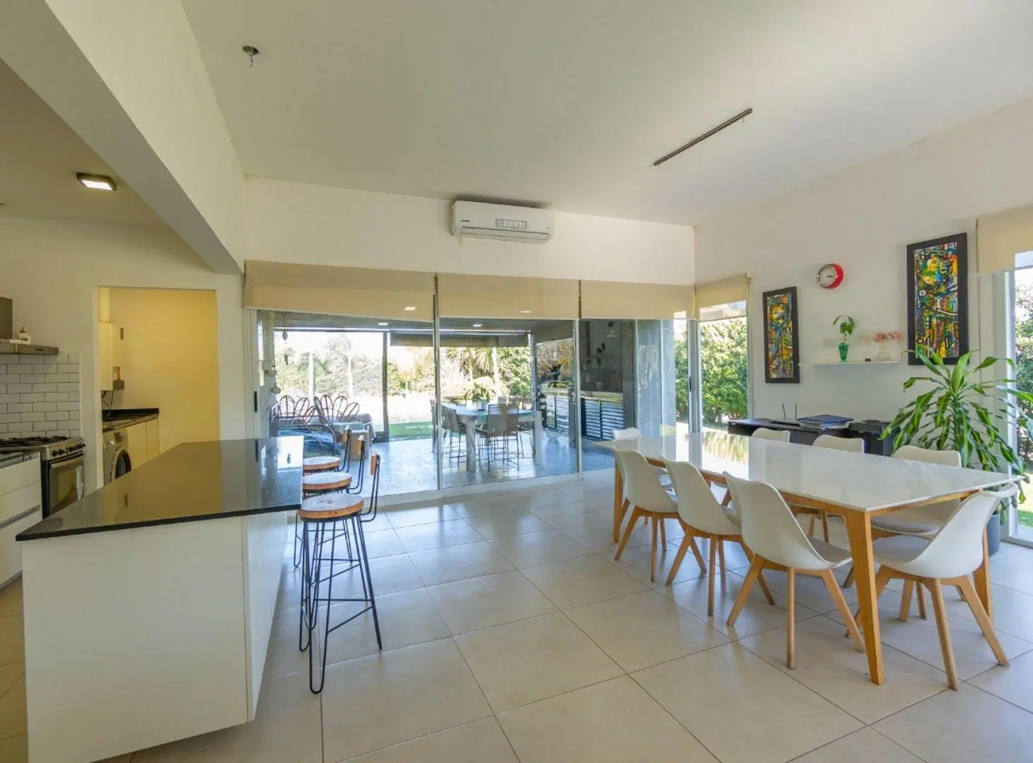 CASA EN VENTA EN BARRIO SANTA RITA CANNING 3