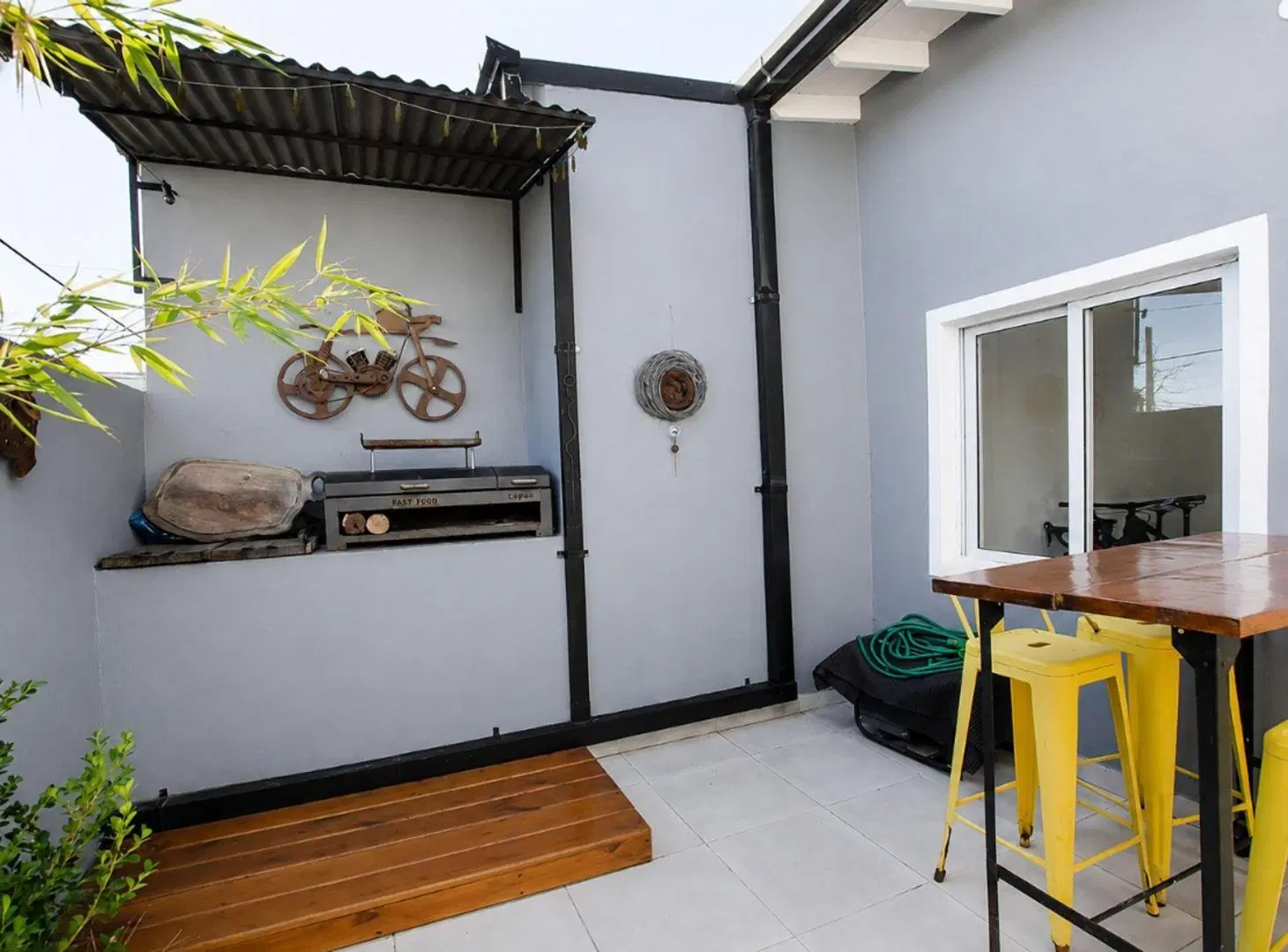 PH EN VENTA TURDERA 3 AMBIENTES CON PATIO 2