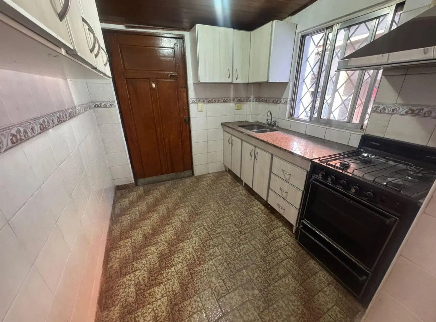 CASA EN VENTA ALDO BONZI APTA CREDITO 4 AMBIENTES 2