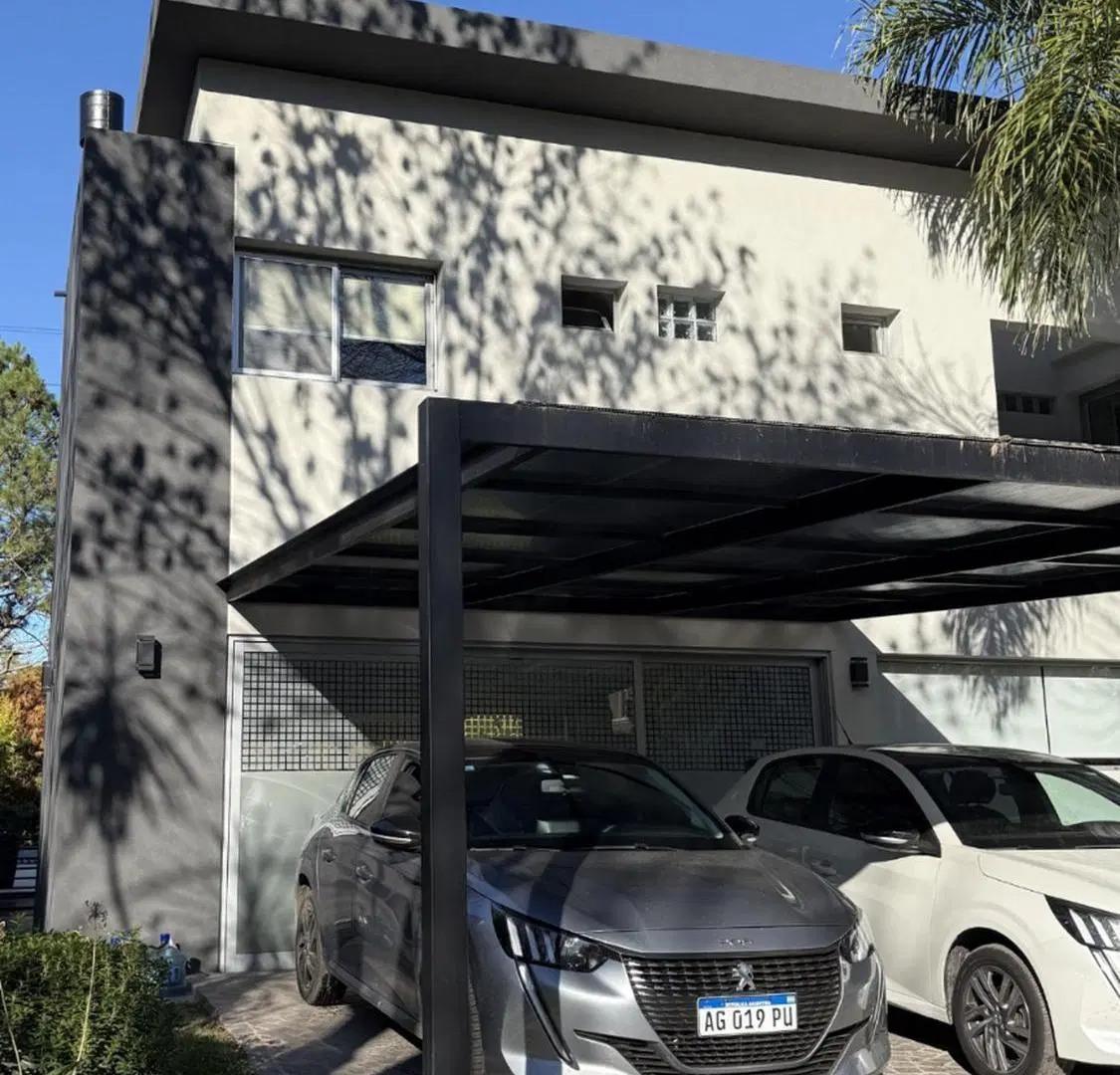 CASA EN VENTA EZEIZA EN SOLAR DEL BOSQUE 3