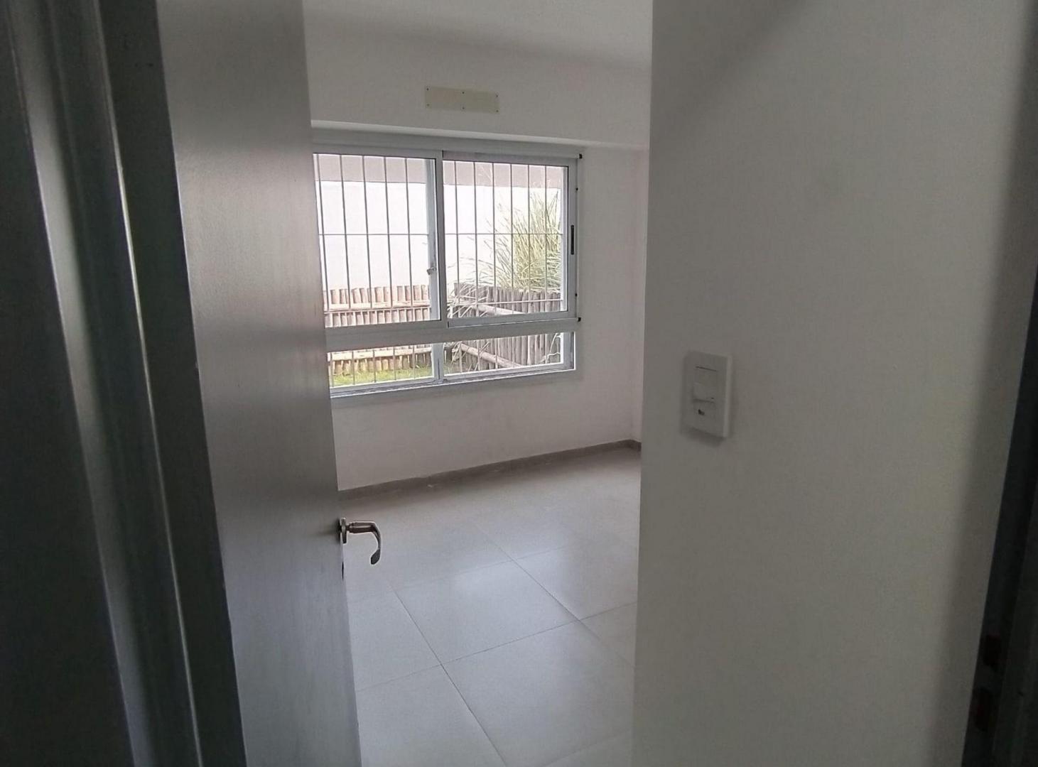 Foto de DEPARTAMENTO EN ALQUILER CANNING., imagen 4