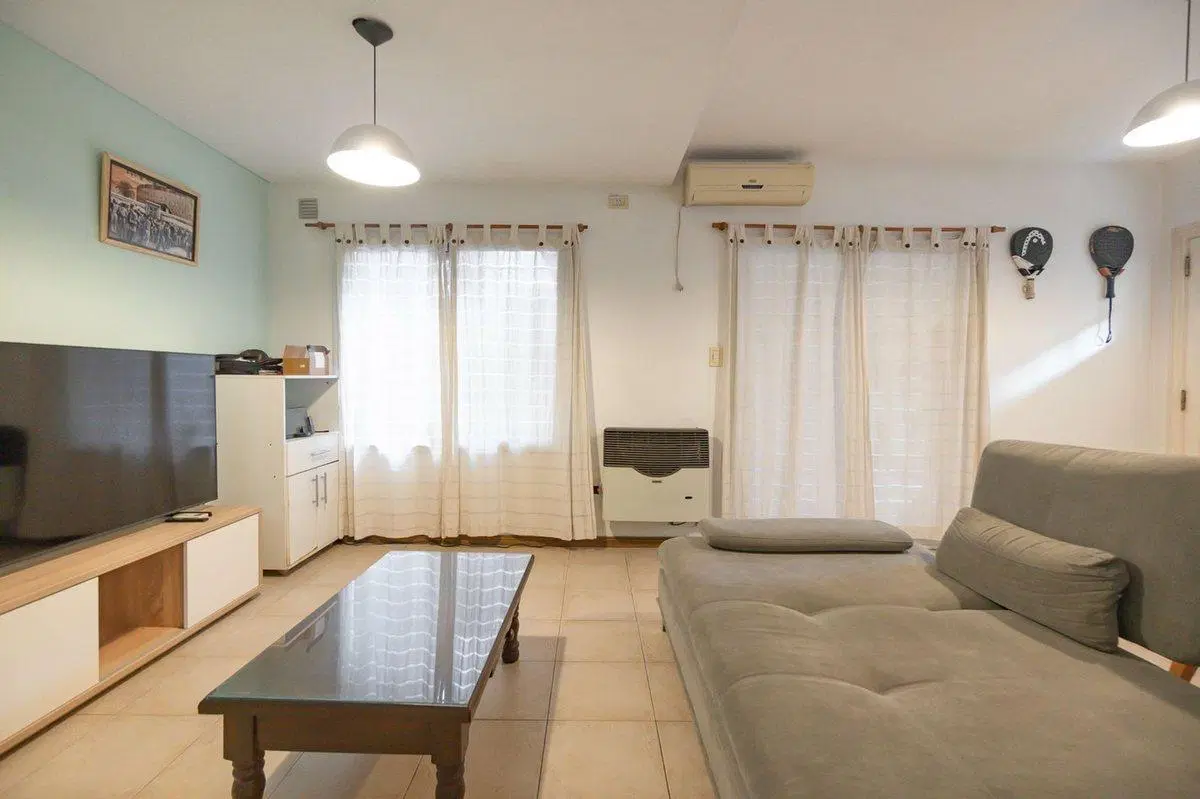 TRIPLEX EN VENTA EN ADROGUE CON COCHERA 3