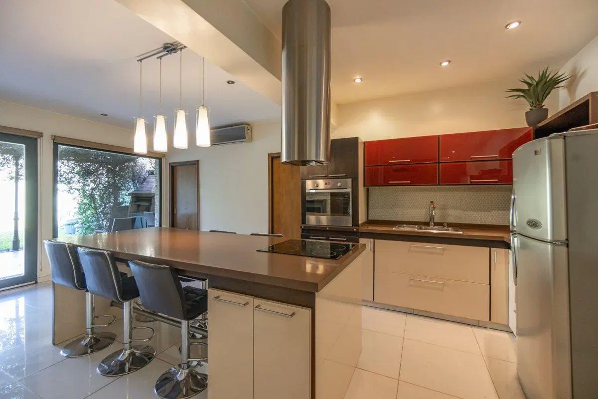 CASA EN VENTA CORTE ANTIGUO CENTRO LOMAS DE ZAMORA 5