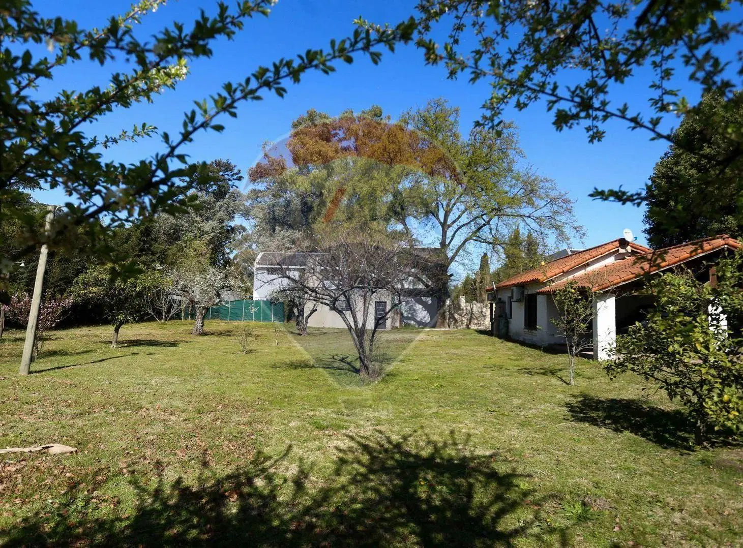 CASA 4 AMBIENTES EN VENTA EN EL TREBOL 8