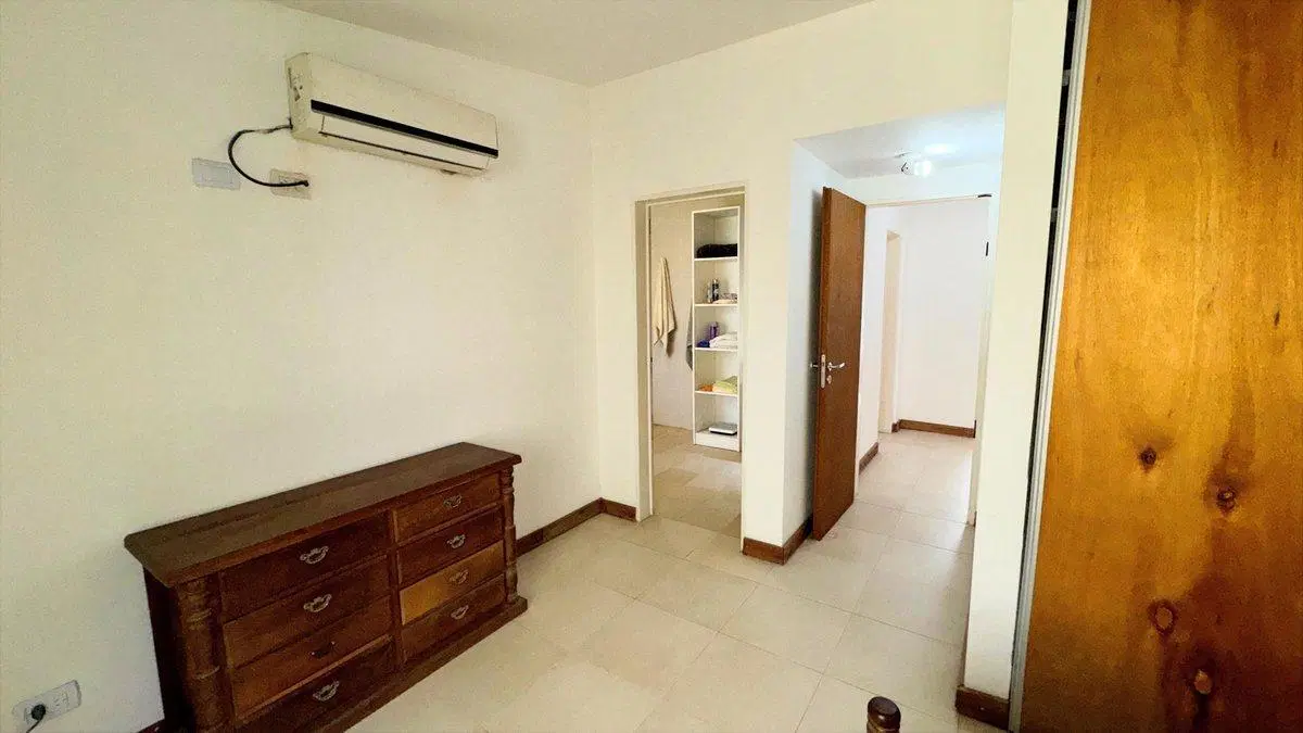 CASA EN VENTA EN LA ALAMEDA 5 AMBIENTES PERMUTA 5