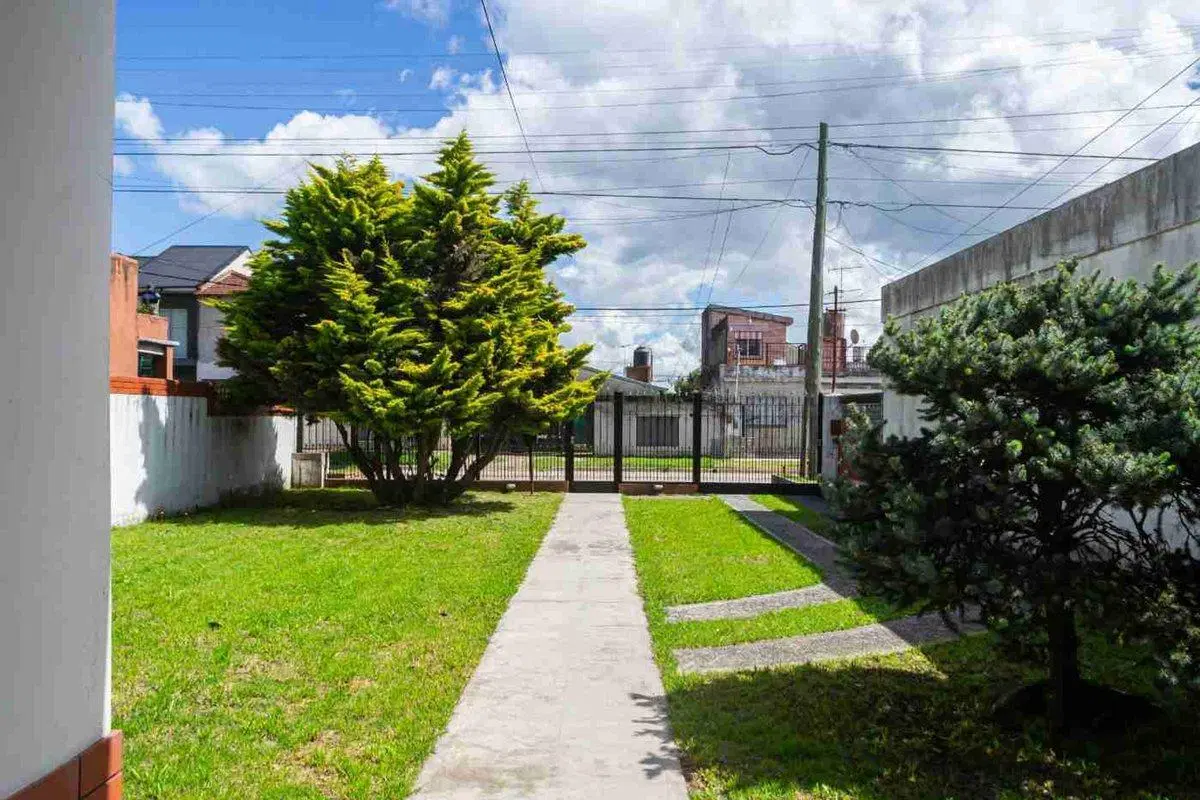 CASA EN VENTA 3 AMBIENTES EN LONGCHAPS 3