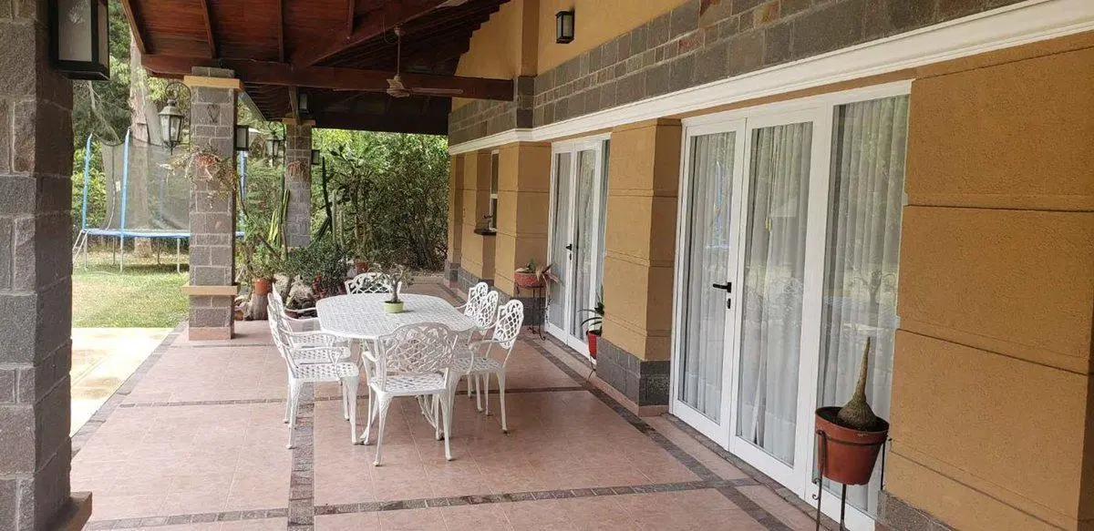 CASA QUINTA EN VENTA LOS BOSQUECITOS BRANDSEN 8