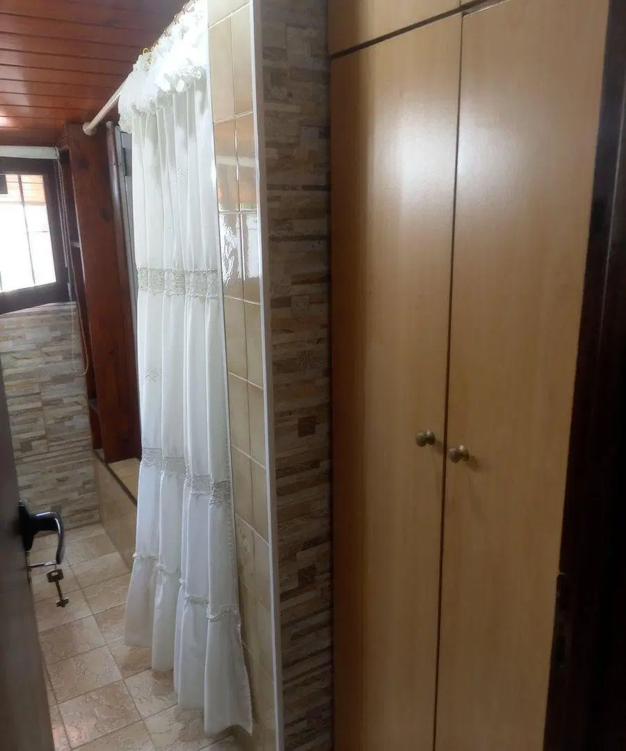 CASA EN VENTA MONTE GRANDE CON PISCINA Y QUINCHO 5