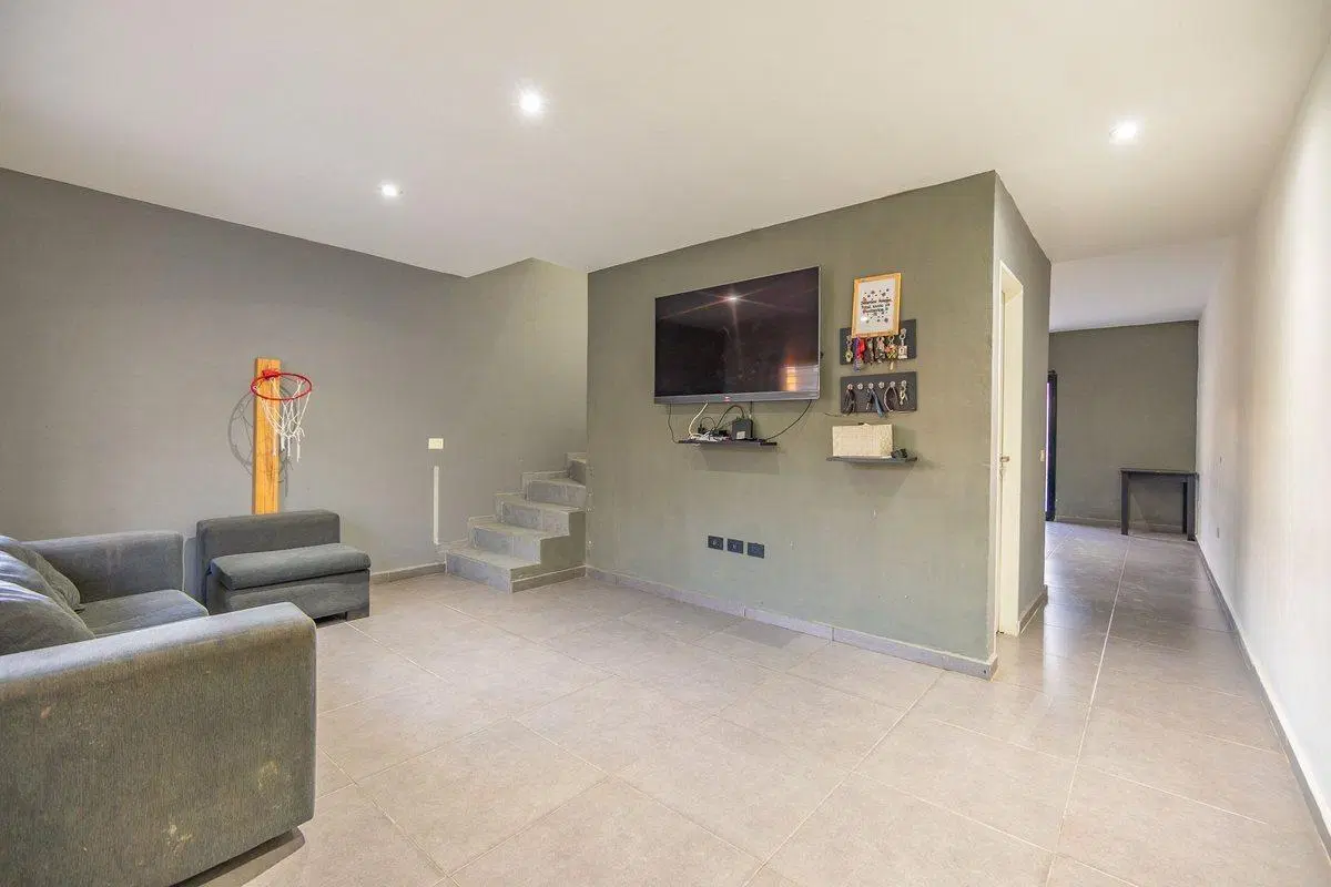 DÚPLEX EN VENTA 4 AMBIENTES COCHERA EZEIZA CANNING 3