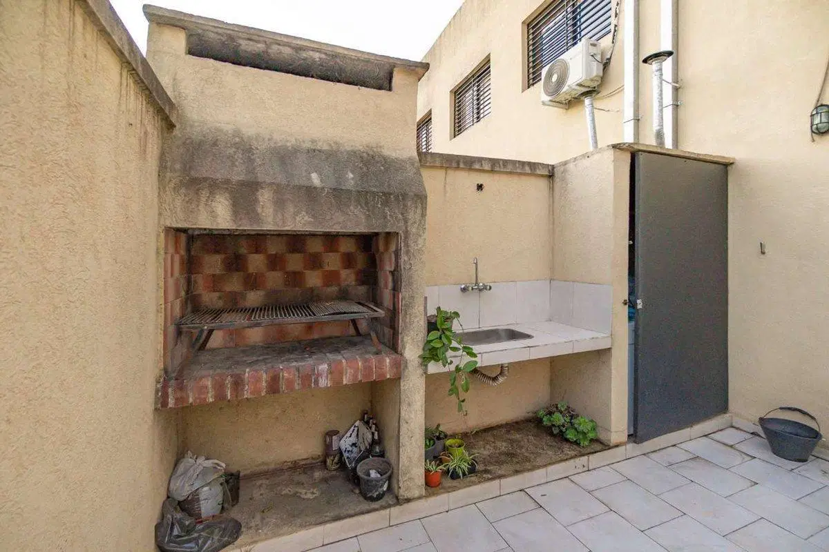 DÚPLEX EN VENTA 4 AMBIENTES COCHERA EZEIZA CANNING 5