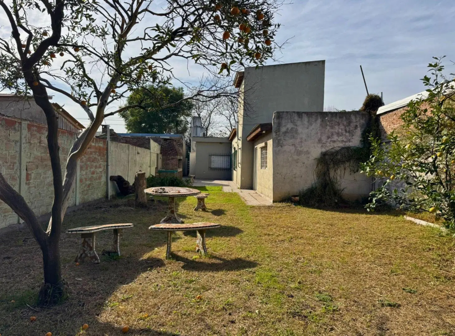 CASA EN VENTA 4 AMBIENTES EN LONGCHAMPS 3