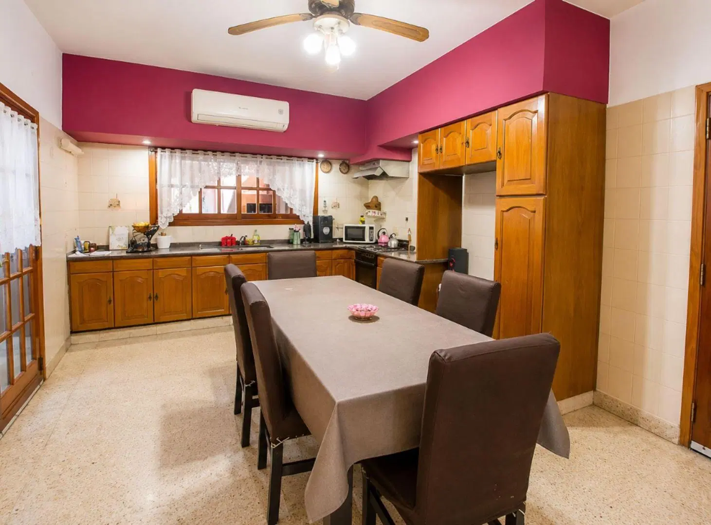 CASA 4 AMBIENTES EN VENTA LAVALLOL 8