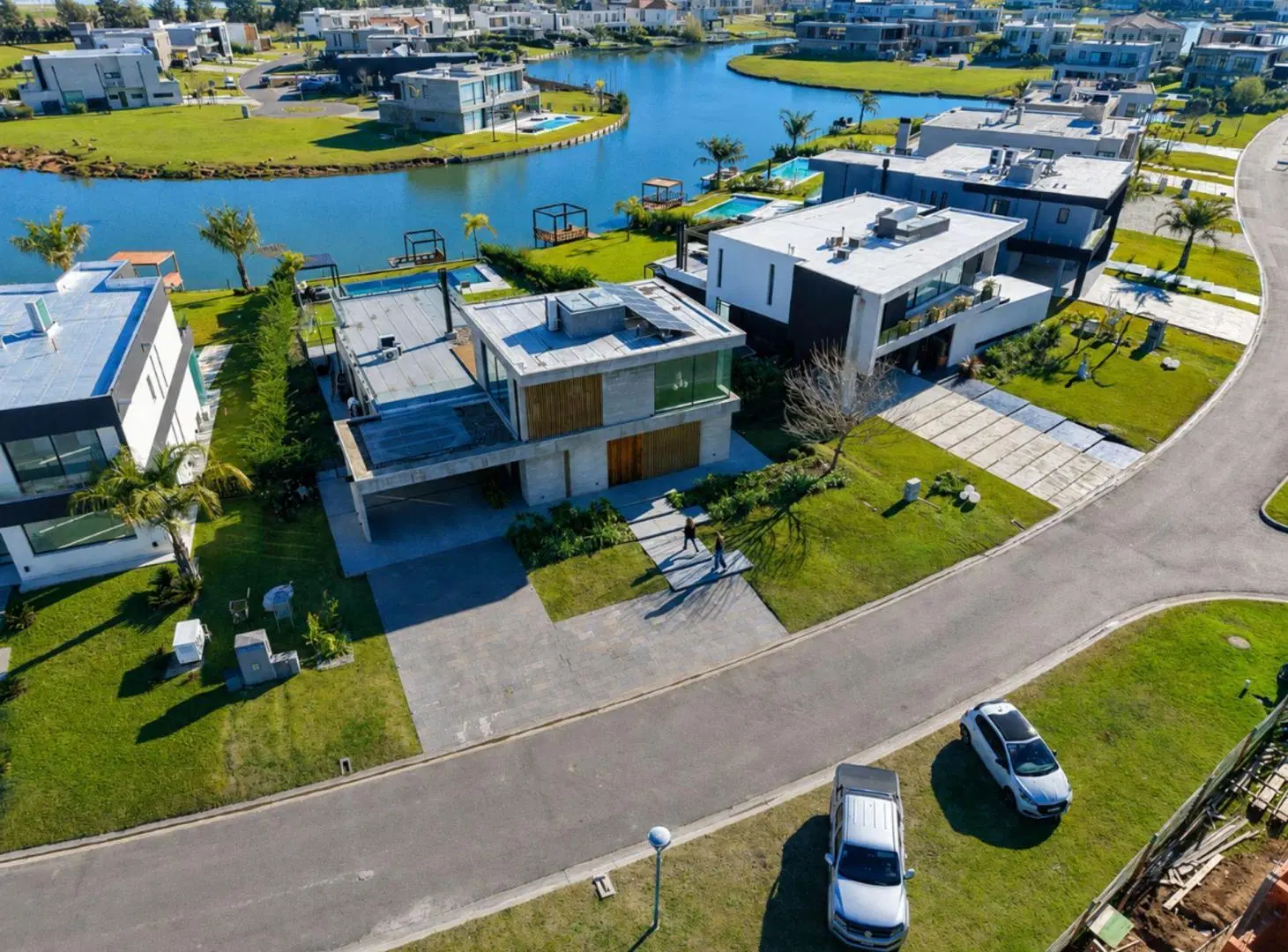 CASA EN VENTA TERRALAGOS EZEIZA A LA LAGUNA 5