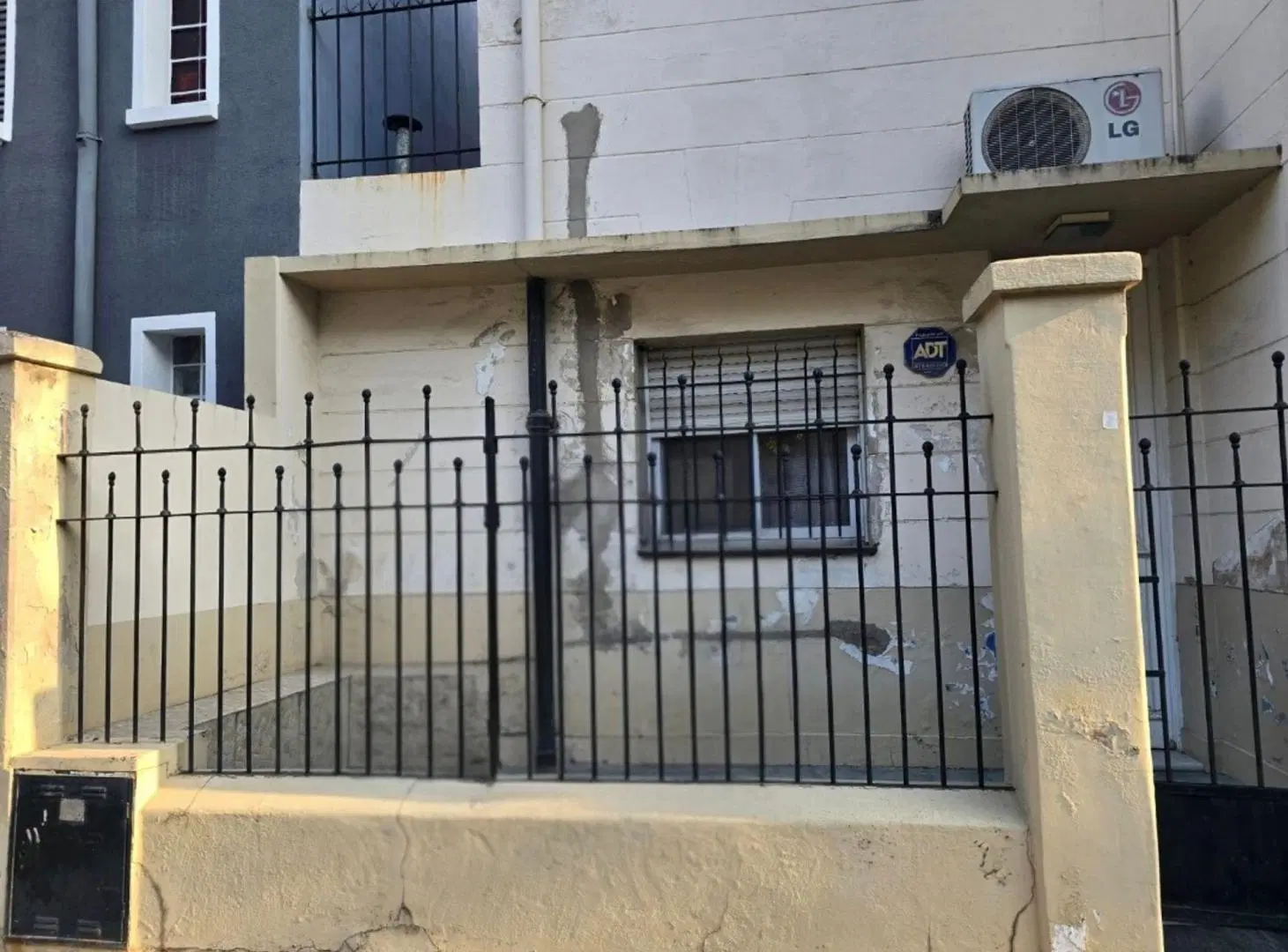 CASA EN VENTA FLORESTA CABA  A REFACCIONAR 2