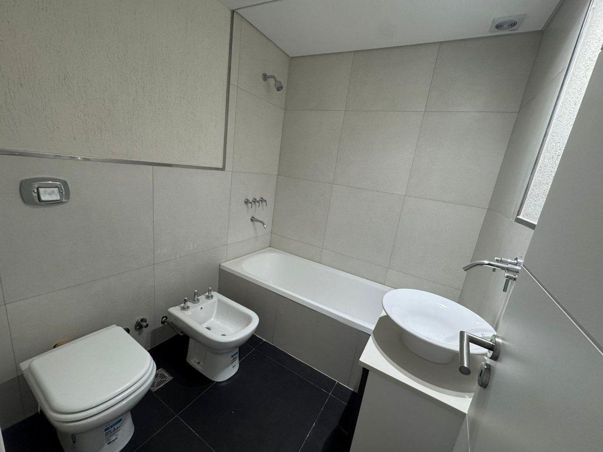 Foto de DEPARTAMENTO EN ALQUILER CANNING 2 AMB CON COCHERA, imagen 5