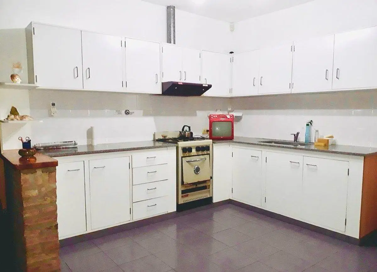 CASA EN VENTA EN BERAZATEGUI  EXCELENTE UBICACIÓN 2