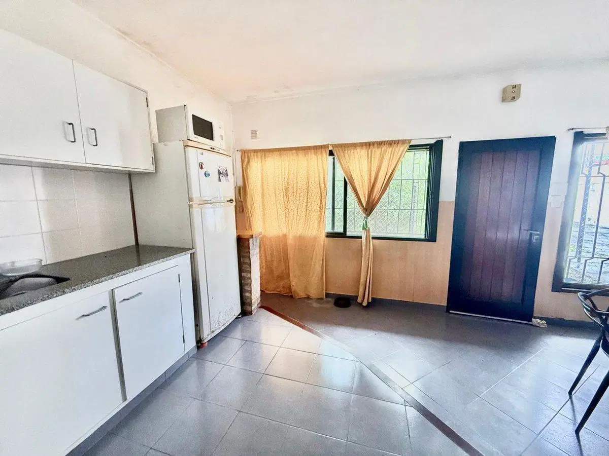 CASA EN VENTA EN BERAZATEGUI  EXCELENTE UBICACIÓN 3
