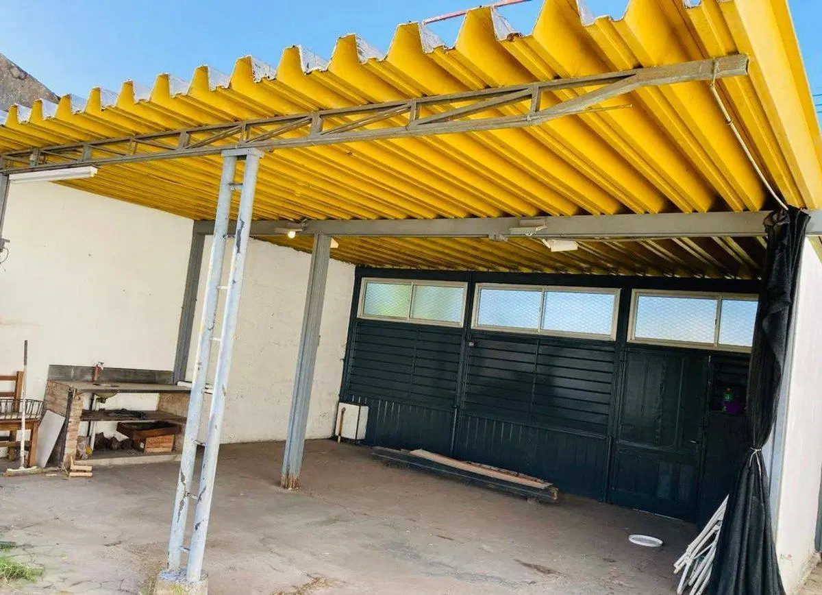 CASA EN VENTA EN BERAZATEGUI  EXCELENTE UBICACIÓN 8
