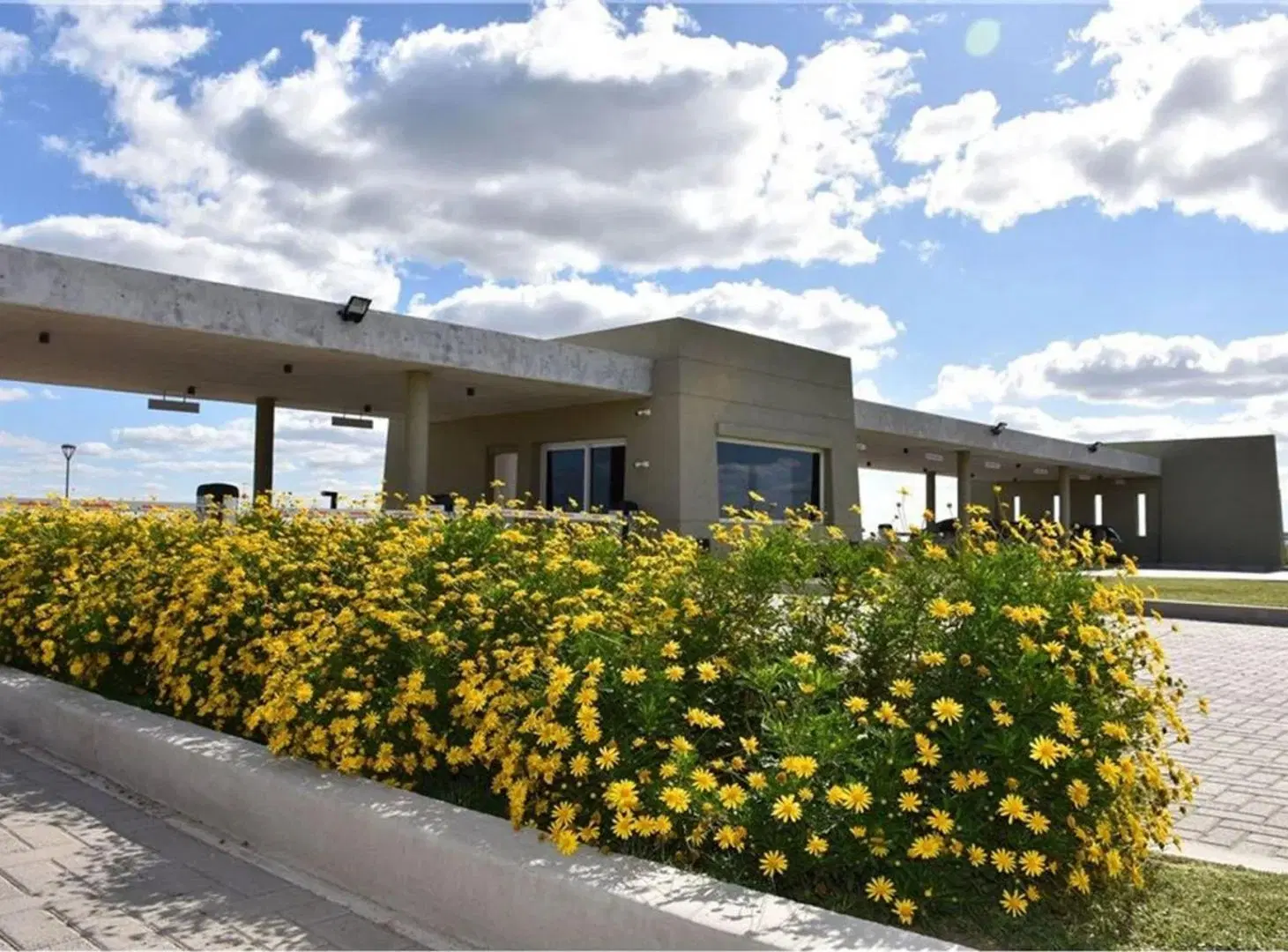 TERRENO EN VENTA A LA LAGUNA SANTA CLARA AL SUR 3