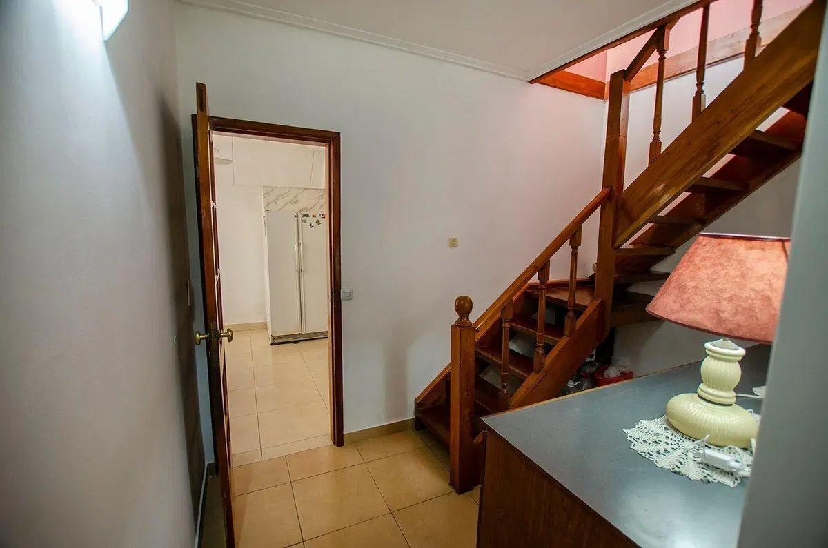 CASA EN VENTA EN MONTE GRANDE CON 4 DORMITORIOS 8