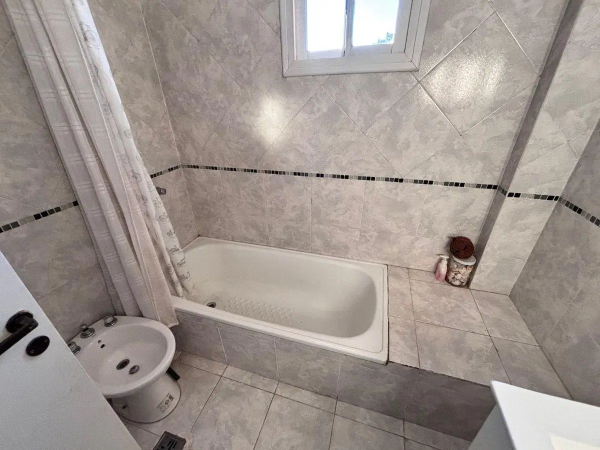 MONOAMBIENTE EN VENTA CENTRO DE MONTE GRANDE 8