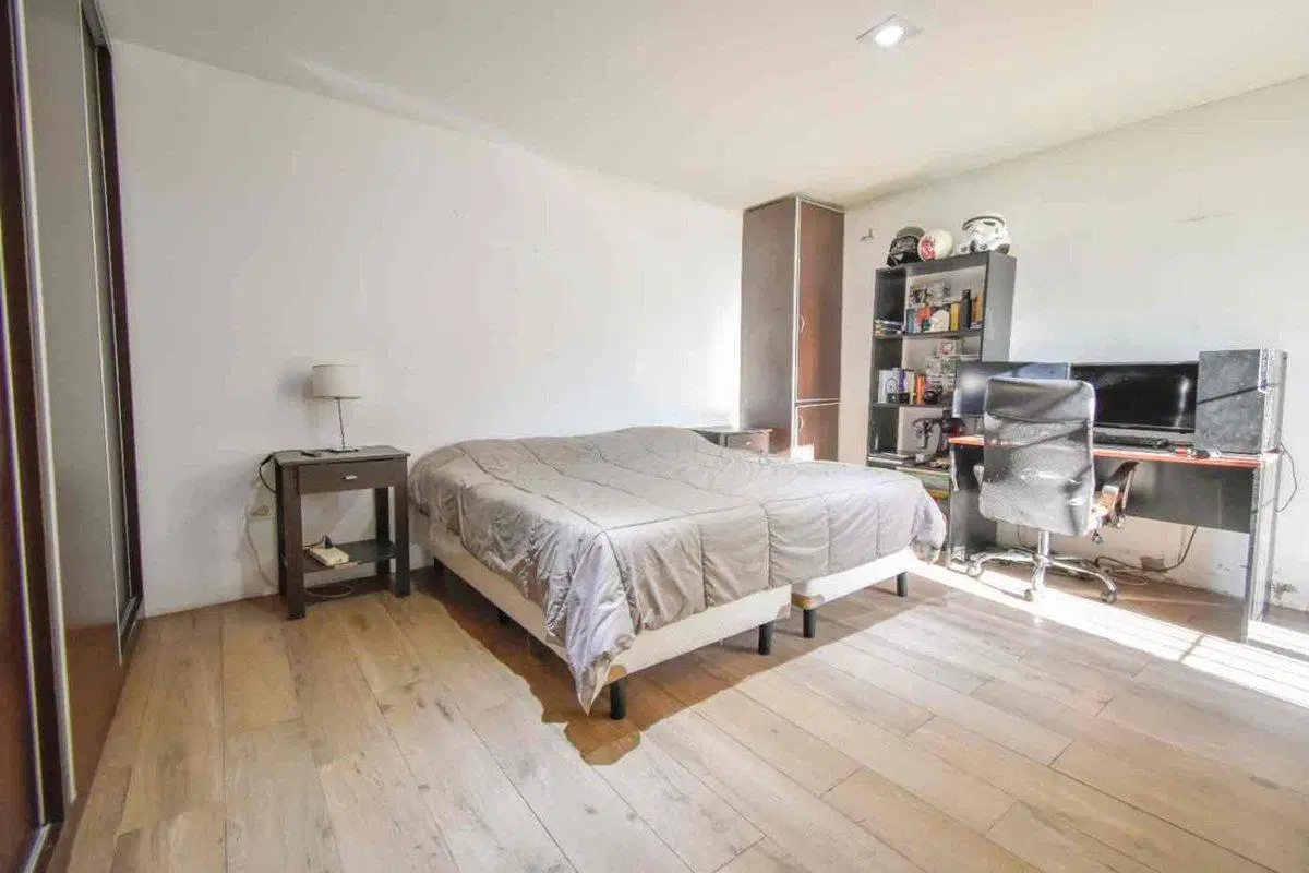 CASA QUINTA EN VENTA CAÑUELAS SOBRE RN 3 PILETA 4