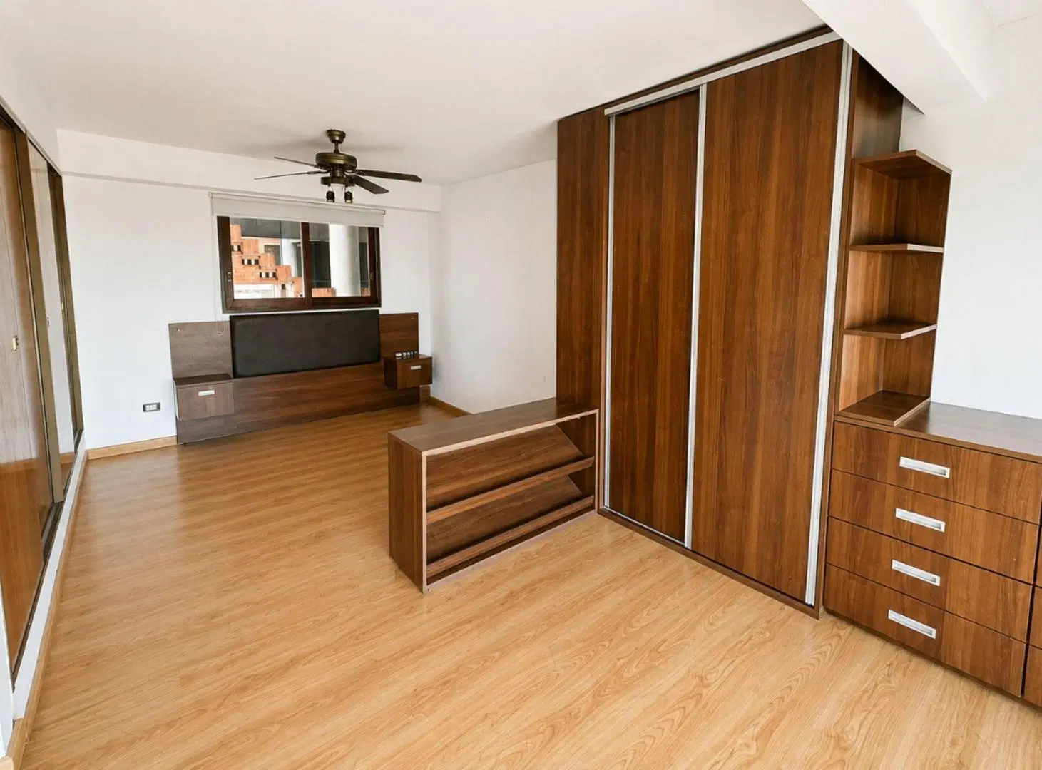DEPARTAMENTO EN VENTA LANUS 4 AMB EN DOS PLANTAS 3