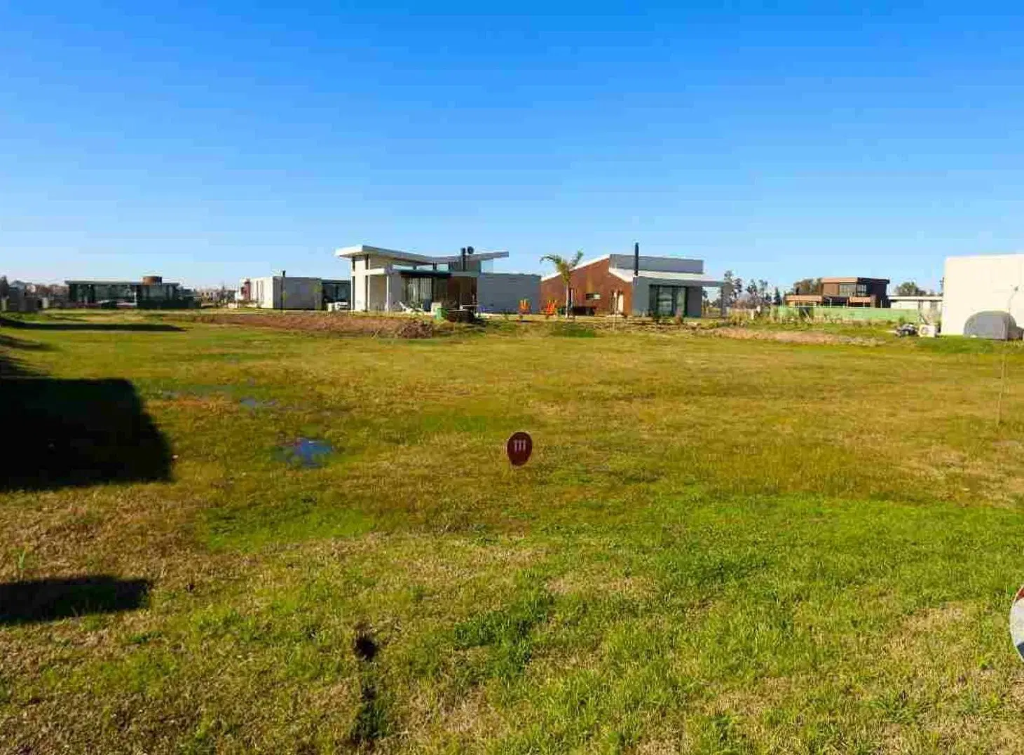 LOTE INTERNO EN VENTA BARRIO LARES DE CANNING 5
