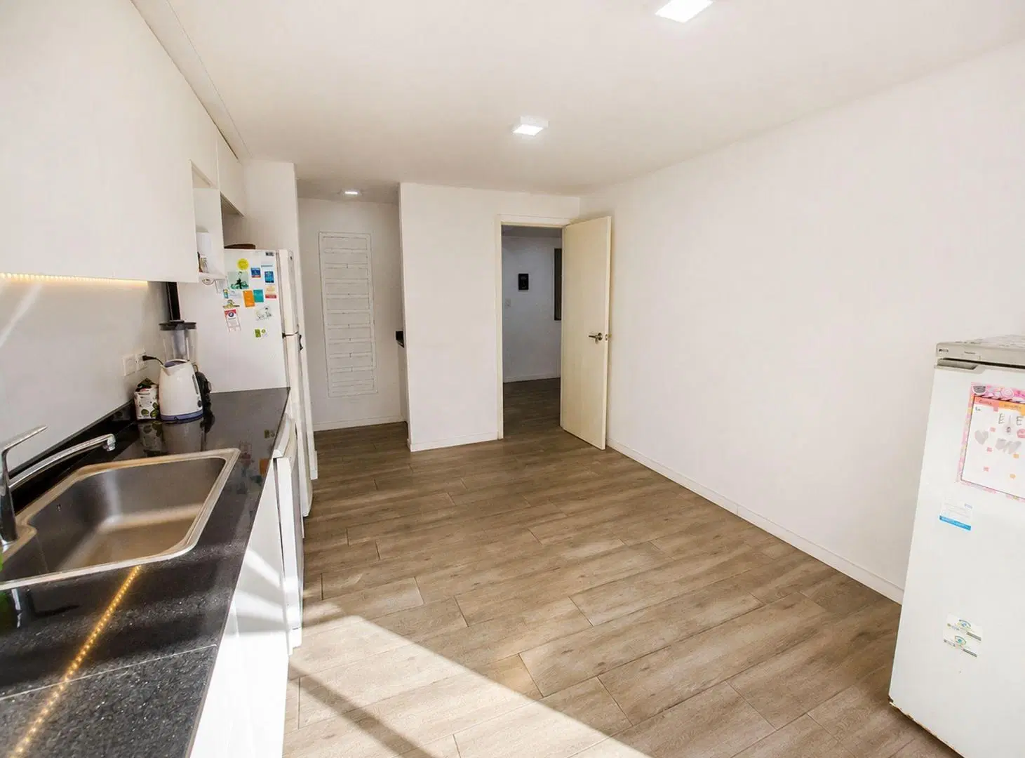 DEPARTAMENTO VENTA ADROGUE 5 AMB EN DOS PLANTAS 8