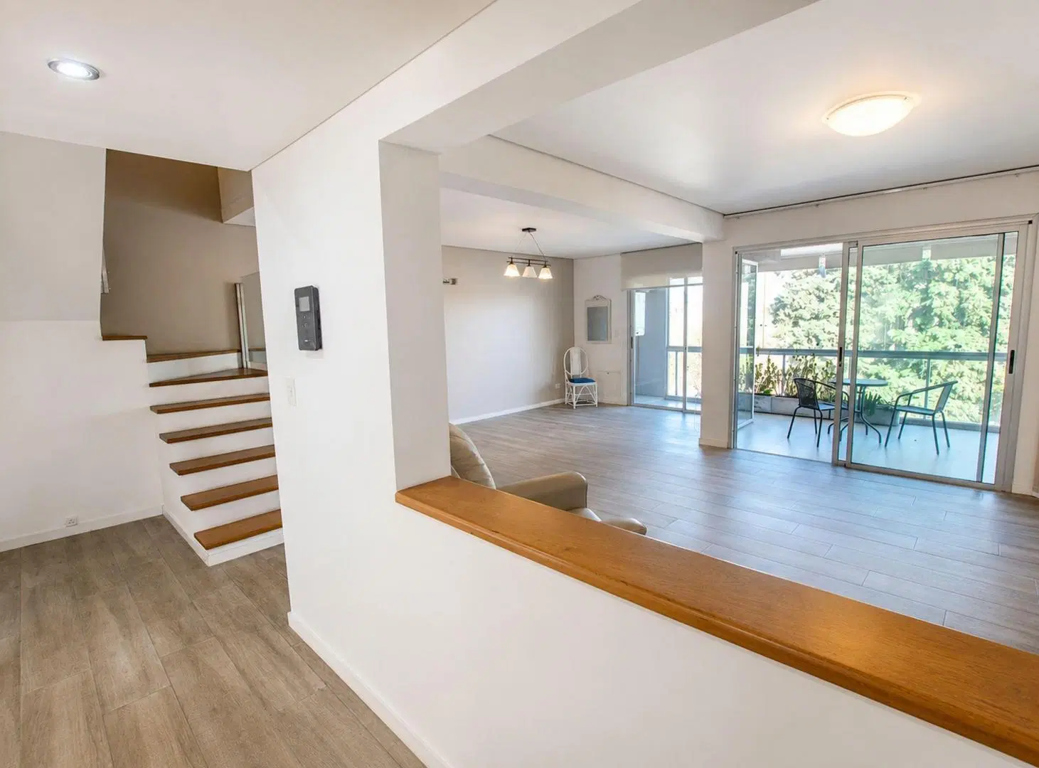 DEPARTAMENTO VENTA ADROGUE 5 AMB EN DOS PLANTAS 2