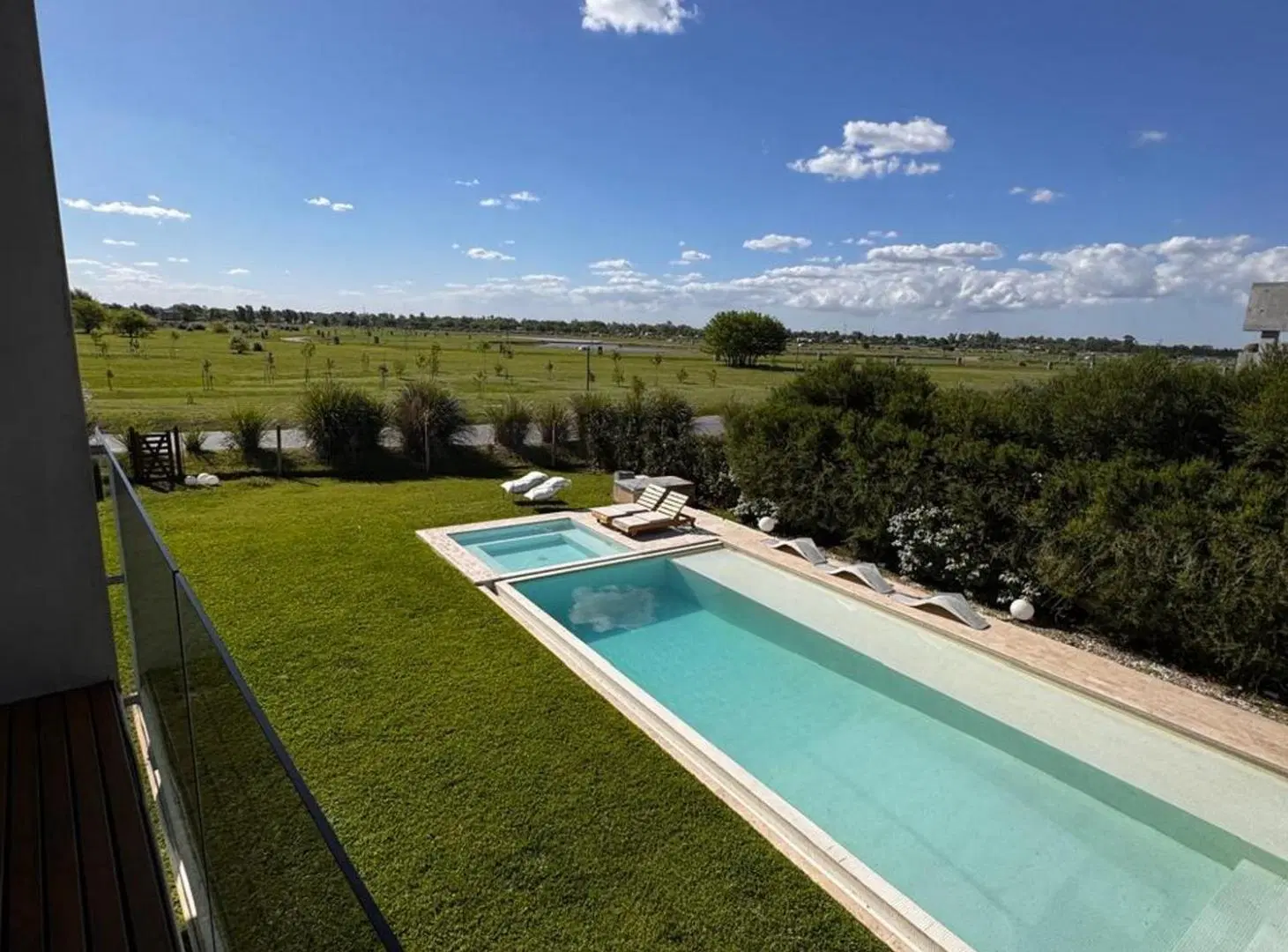 CASA EN VENTA TERRALAGOS EZEIZA 6 AMBIENTES 5