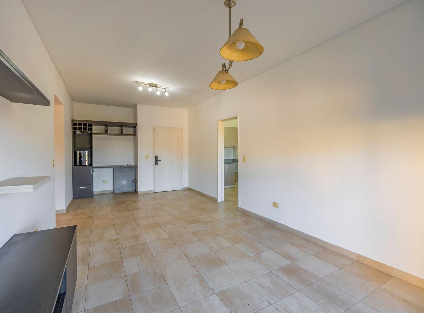 Foto de DEPARTAMENTO VENTA 2 DORMITORIOS, COCHERA ADROGUE, imagen 4