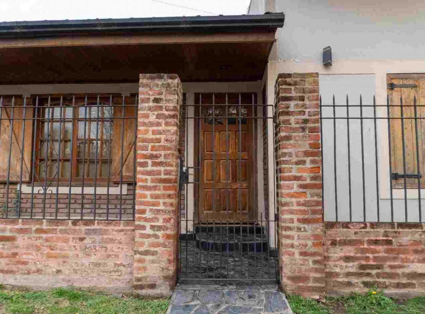 Foto de CASA EN VENTA 4 AMBIENTES ALEJANDRO KORN, imagen 2