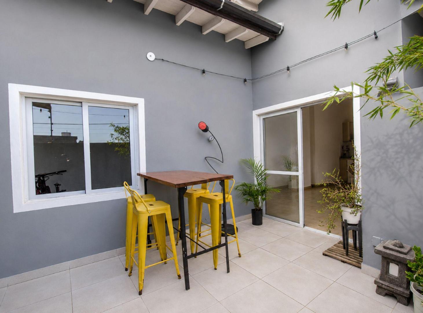 Foto de PH EN VENTA TURDERA 3 AMBIENTES CON PATIO, imagen 2