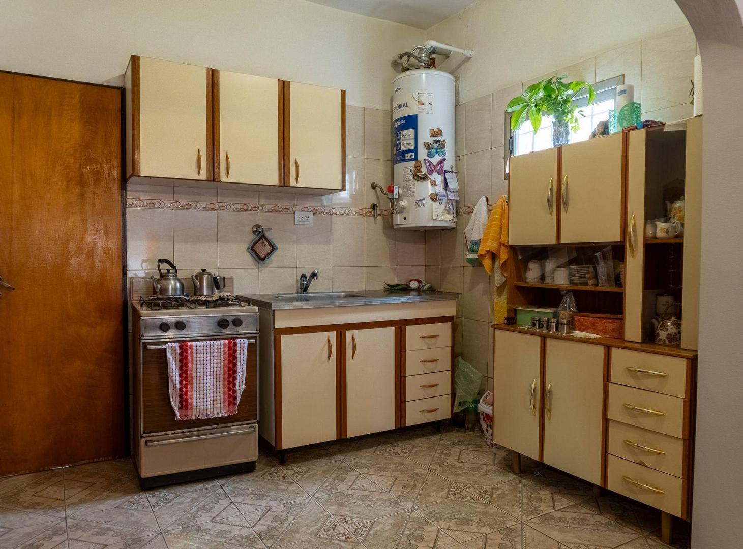 Foto de CASA EN VENTA 5 AMBIENTES EN GUERNICA, imagen 5