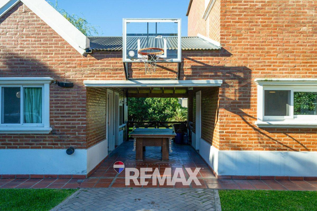 Foto de CASA EN VENTA CAÑUELAS 5 AMBIENTES APTA CREDITO, imagen 5
