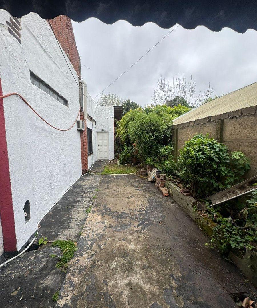 Foto de PH EN VENTA MONTE GRANDE CON PILETA, imagen 5
