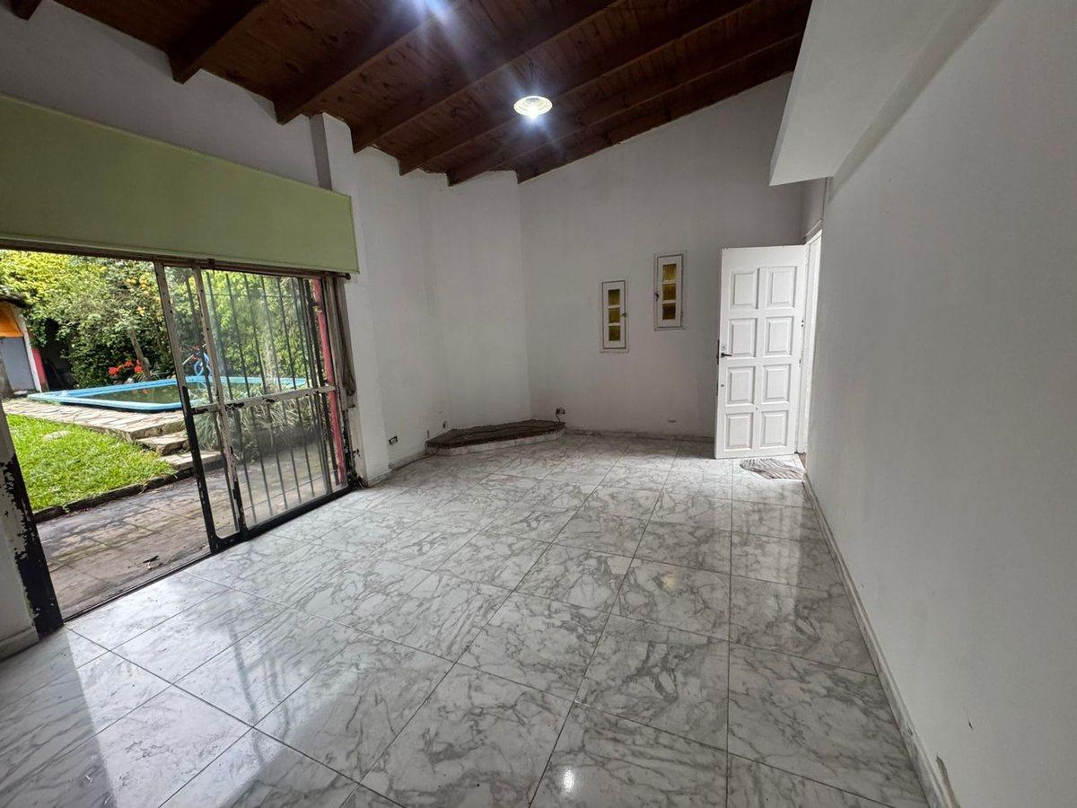 Foto de PH EN VENTA MONTE GRANDE CON PILETA, imagen 2