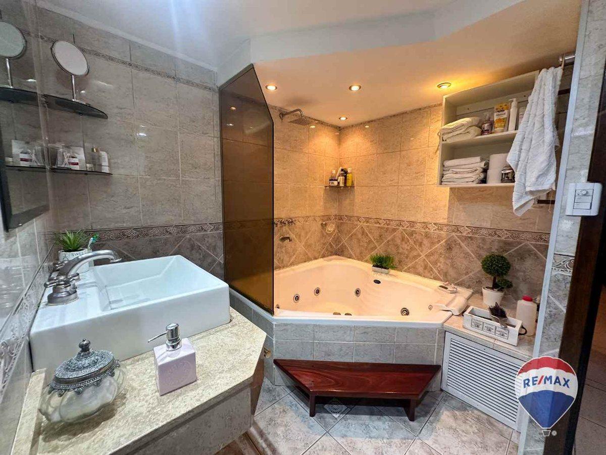 Foto de Casa 4 amb Monte Grande c/jardin APTA CREDITO, imagen 5