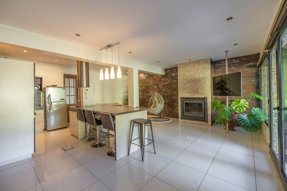 Foto de CASA EN VENTA CORTE ANTIGUO CENTRO LOMAS DE ZAMORA, imagen 4