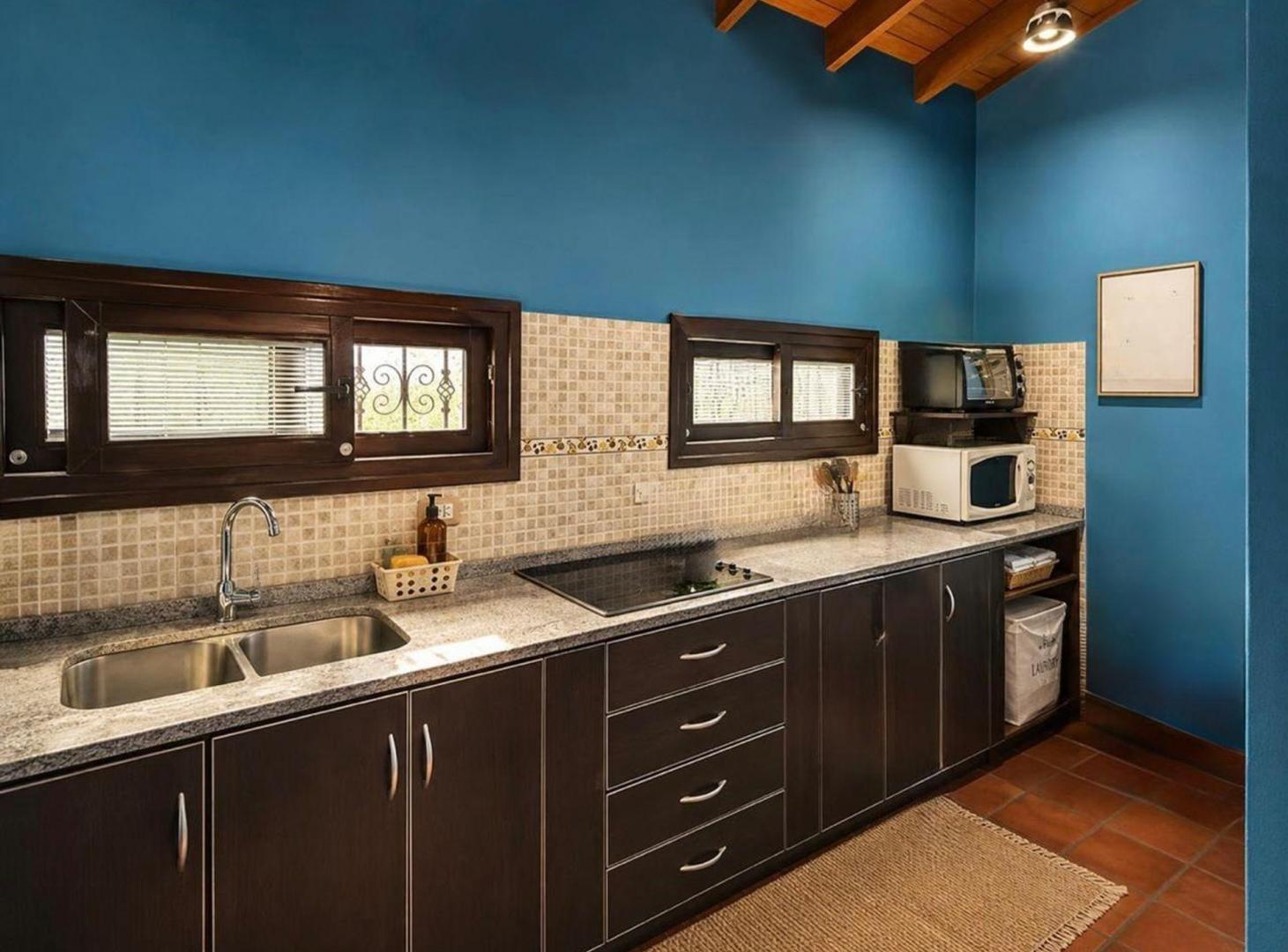 Foto de CASA EN VENTA SPEGAZZINI EZEIZA CON LOCAL, imagen 5