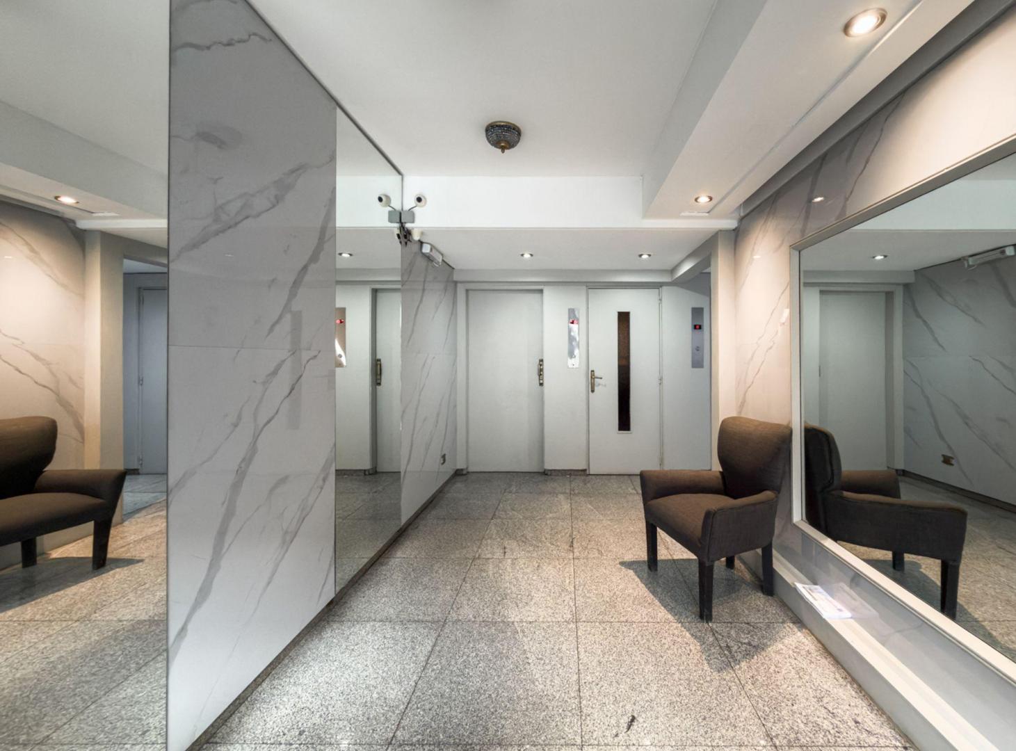 Foto de VENTA DE DEPARTAMENTO 4 AMBIENTES EN MONTE GRANDE, imagen 1