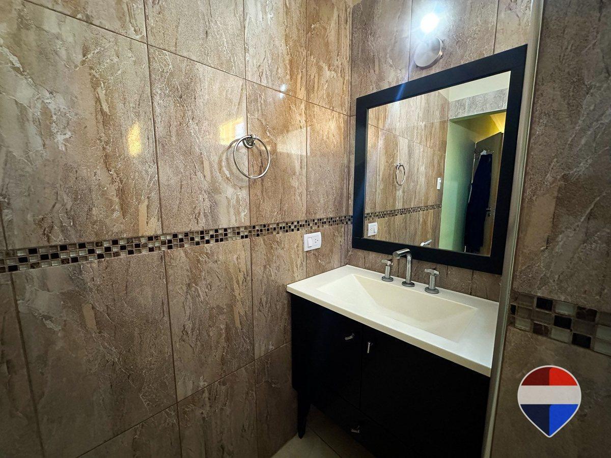 Foto de CASA EN VENTA EN SAN VICENTE CON PILETA Y COCHERA, imagen 1