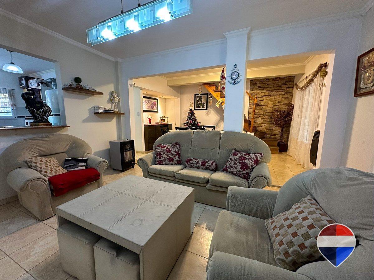 Foto de CASA EN VENTA EN SAN VICENTE CON PILETA Y COCHERA, imagen 5