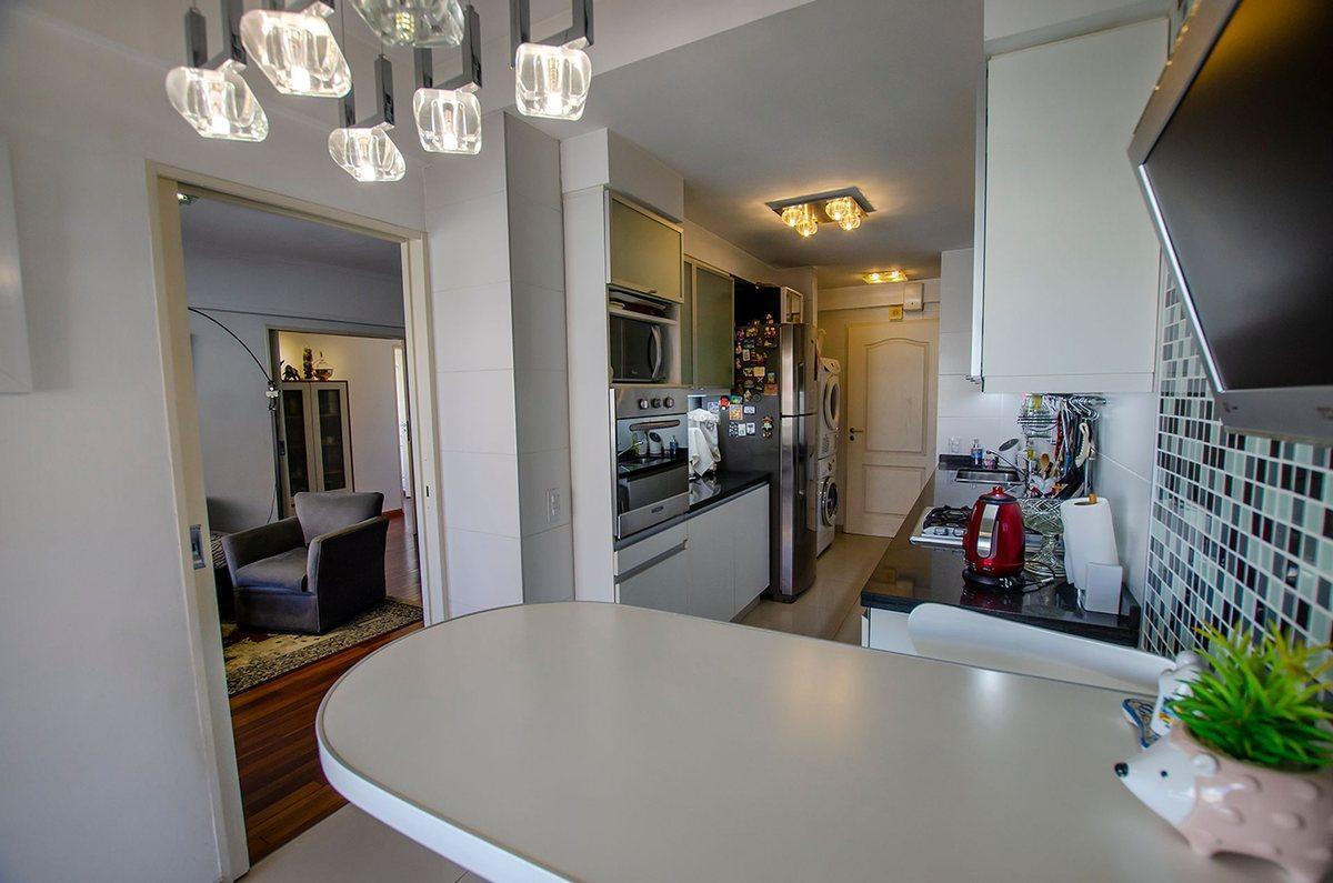 Foto de DEPARTAMENTO EN VENTA 4 AMB DEVOTO CON 2 COCHERAS, imagen 4