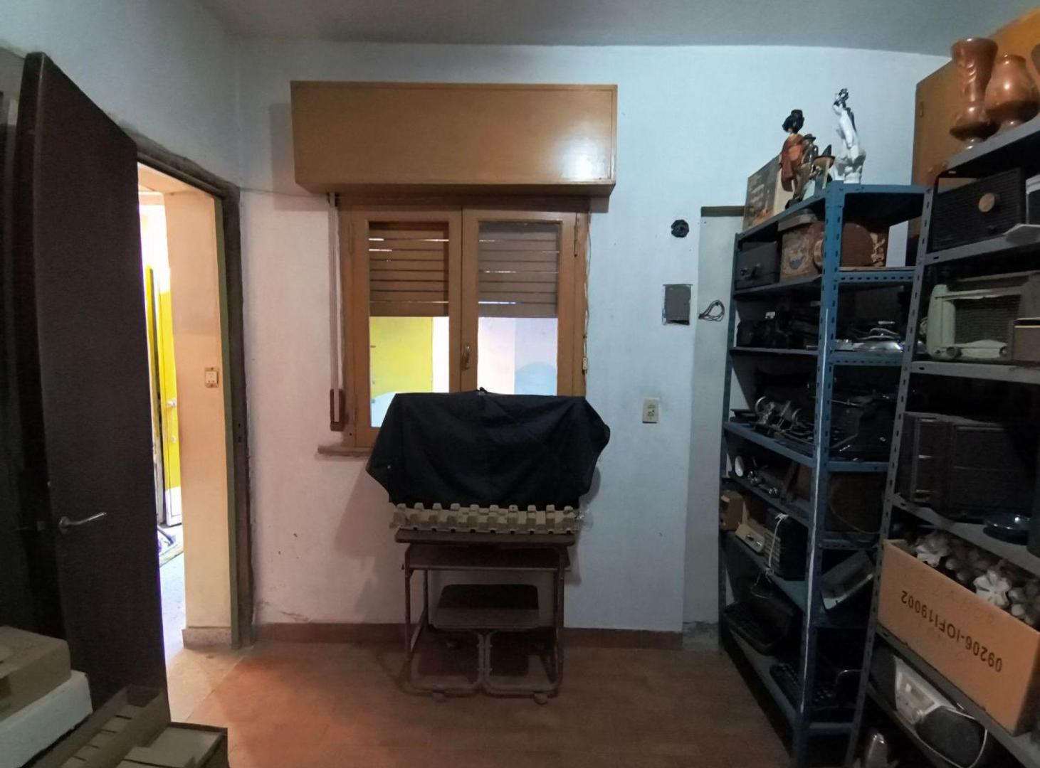 Foto de PH EN VENTA EN PARQUE PATRICIOS A RECICLAR, imagen 5