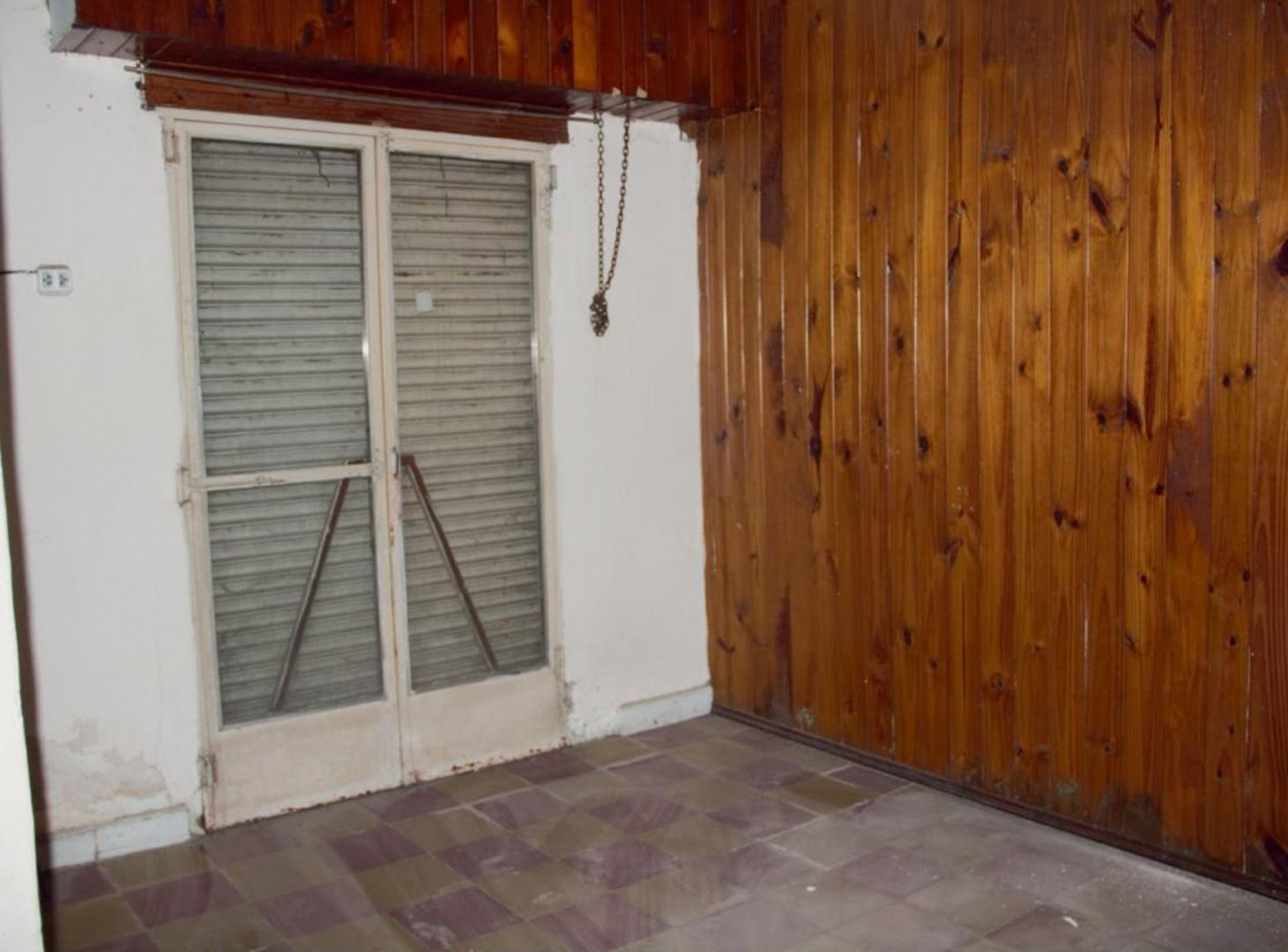 Foto de TERRENO EN VENTA EN EZEIZA CON LOCAL A REFACCIONAR, imagen 3