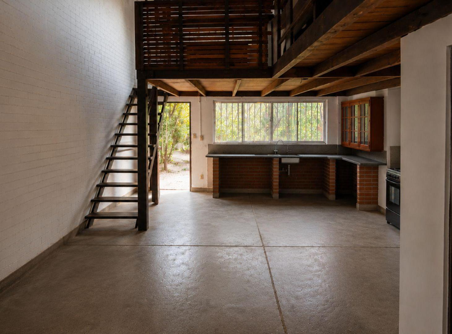 Foto de LOCAL EN VENTA EN MONTE GRANDE CON CASA 2AMB, imagen 3